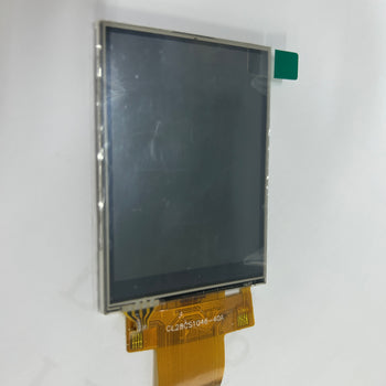 Genius 2.8-inch touch screen